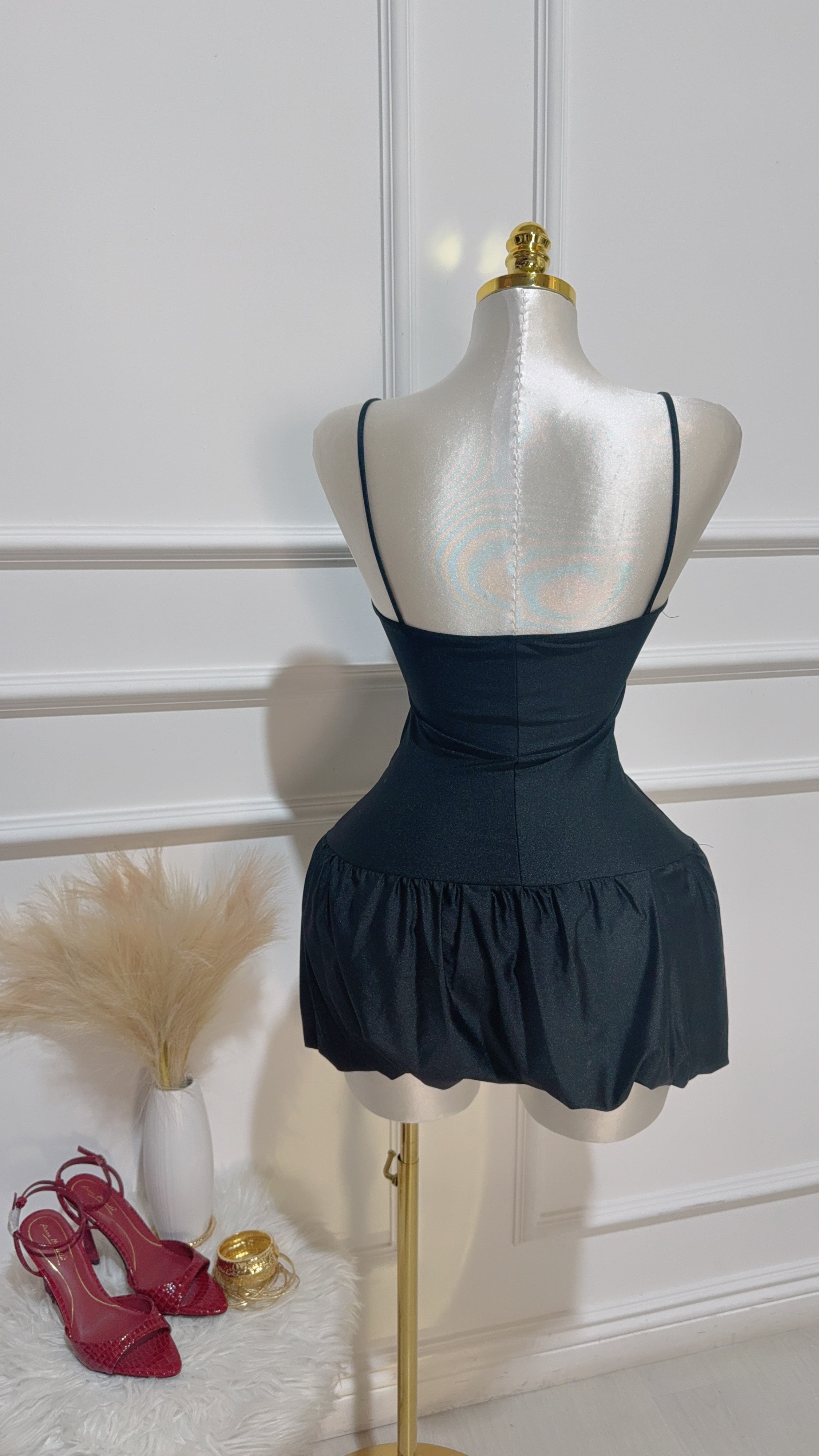 Vestido Negro Corto tirantes