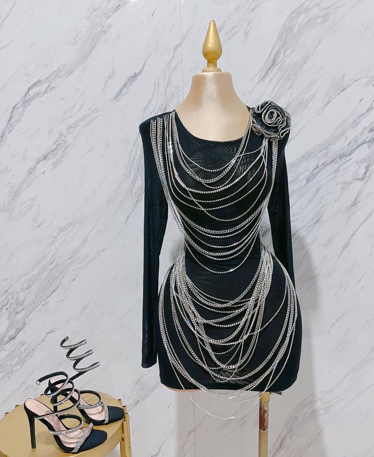 Vestido Negro Tira Piedras