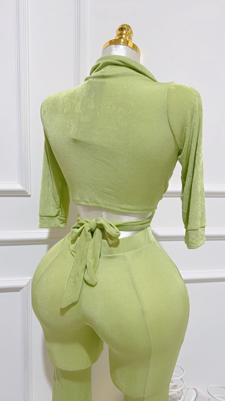 Conjunto Verde Pantalon Top Acampanado