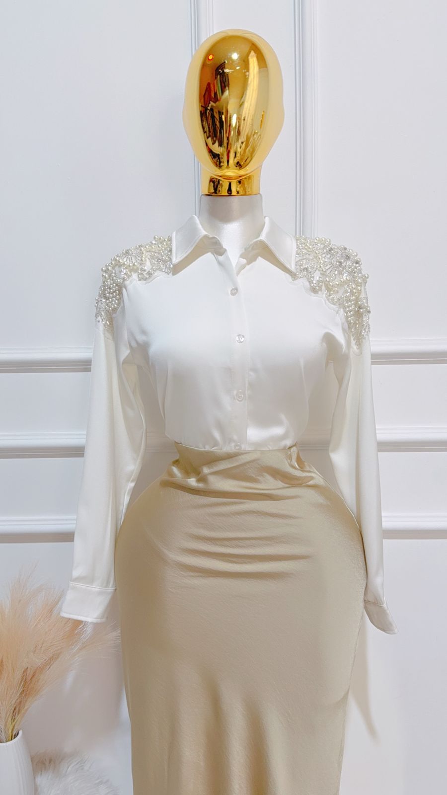 Blusa Botones Detalles Hombro
