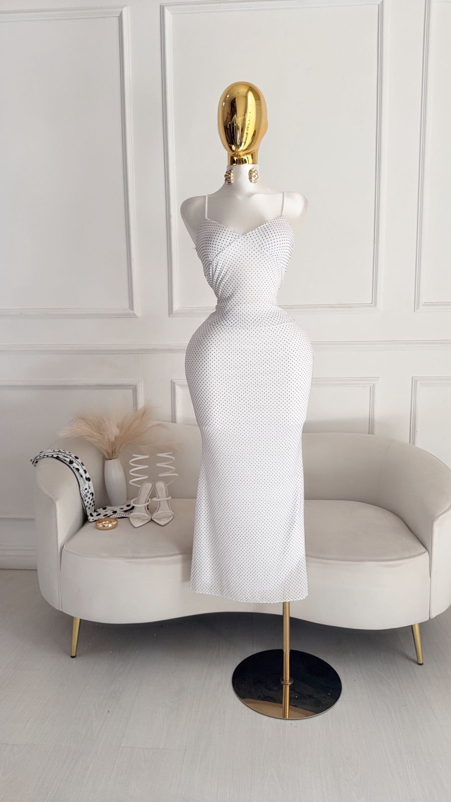 Conjunto Falda Bolitas Negras