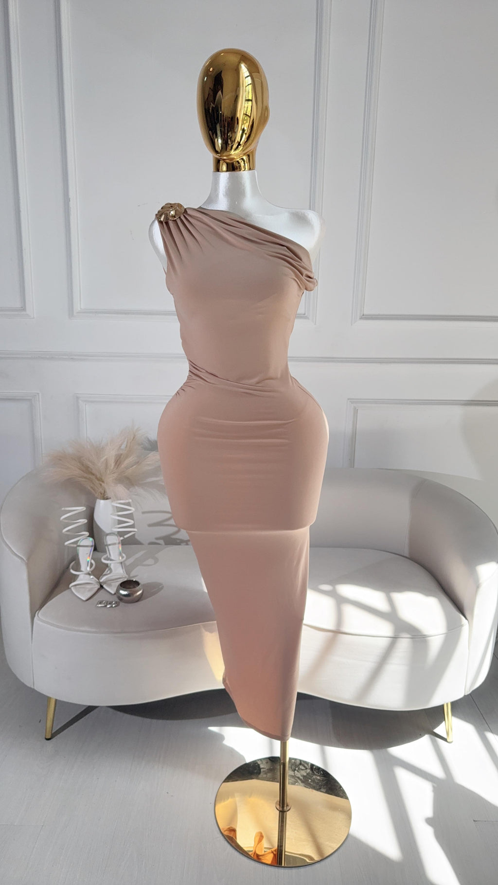VESTIDO COLOR CREMA