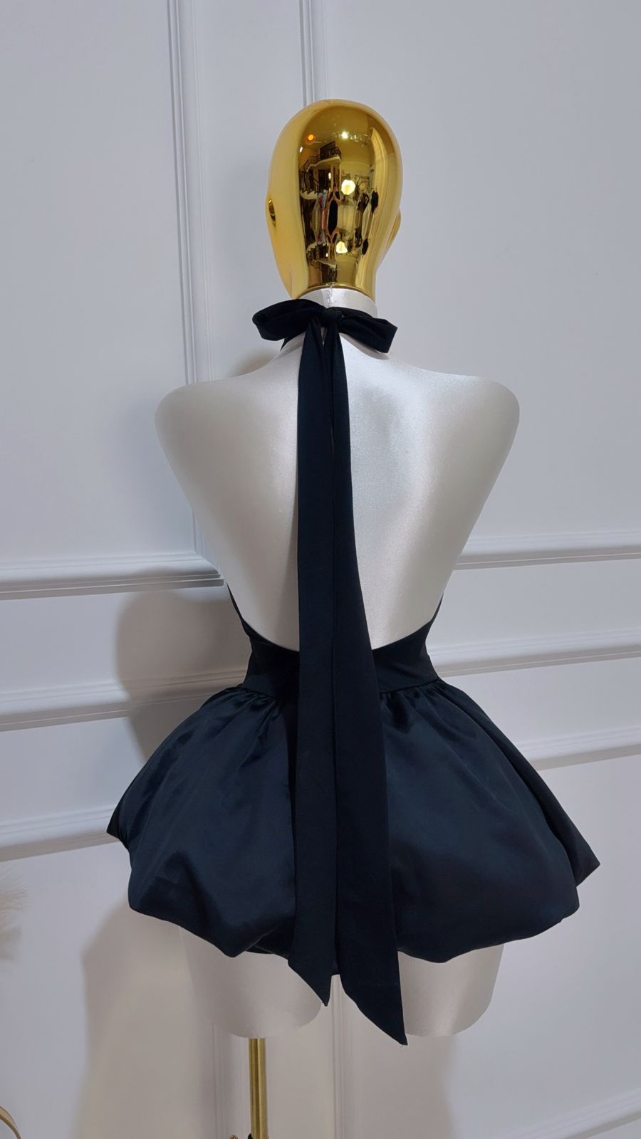 Vestido Negro Globo Lazos
