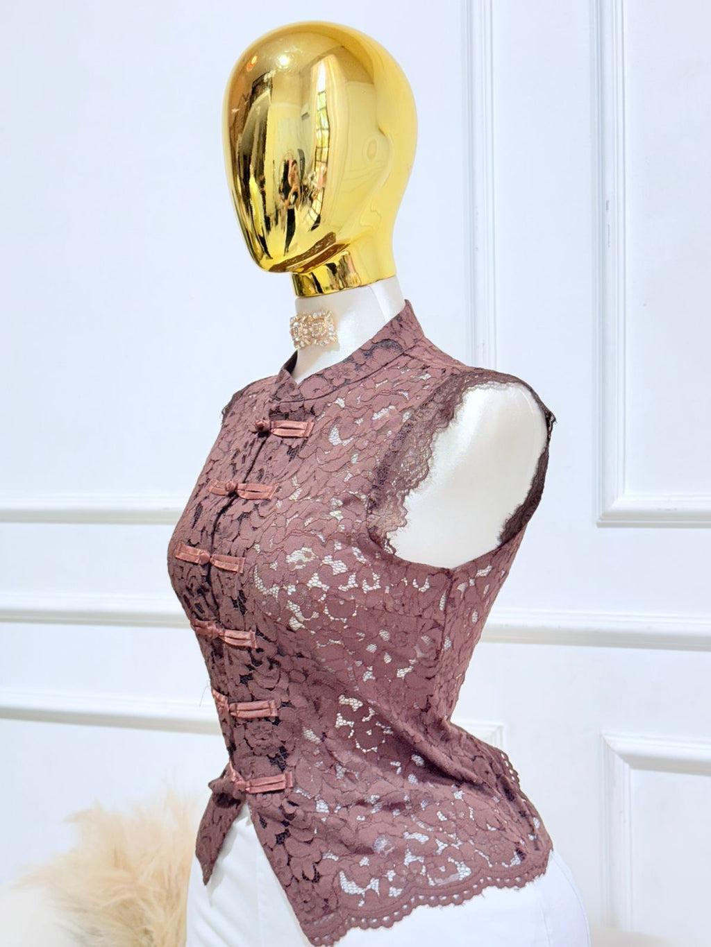 BLUSA ENCAJE MANGA CORTA