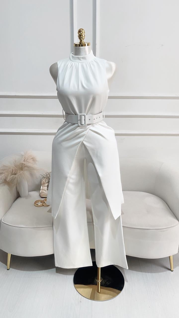 SET BLUSA LARGA CINTO PANTALON