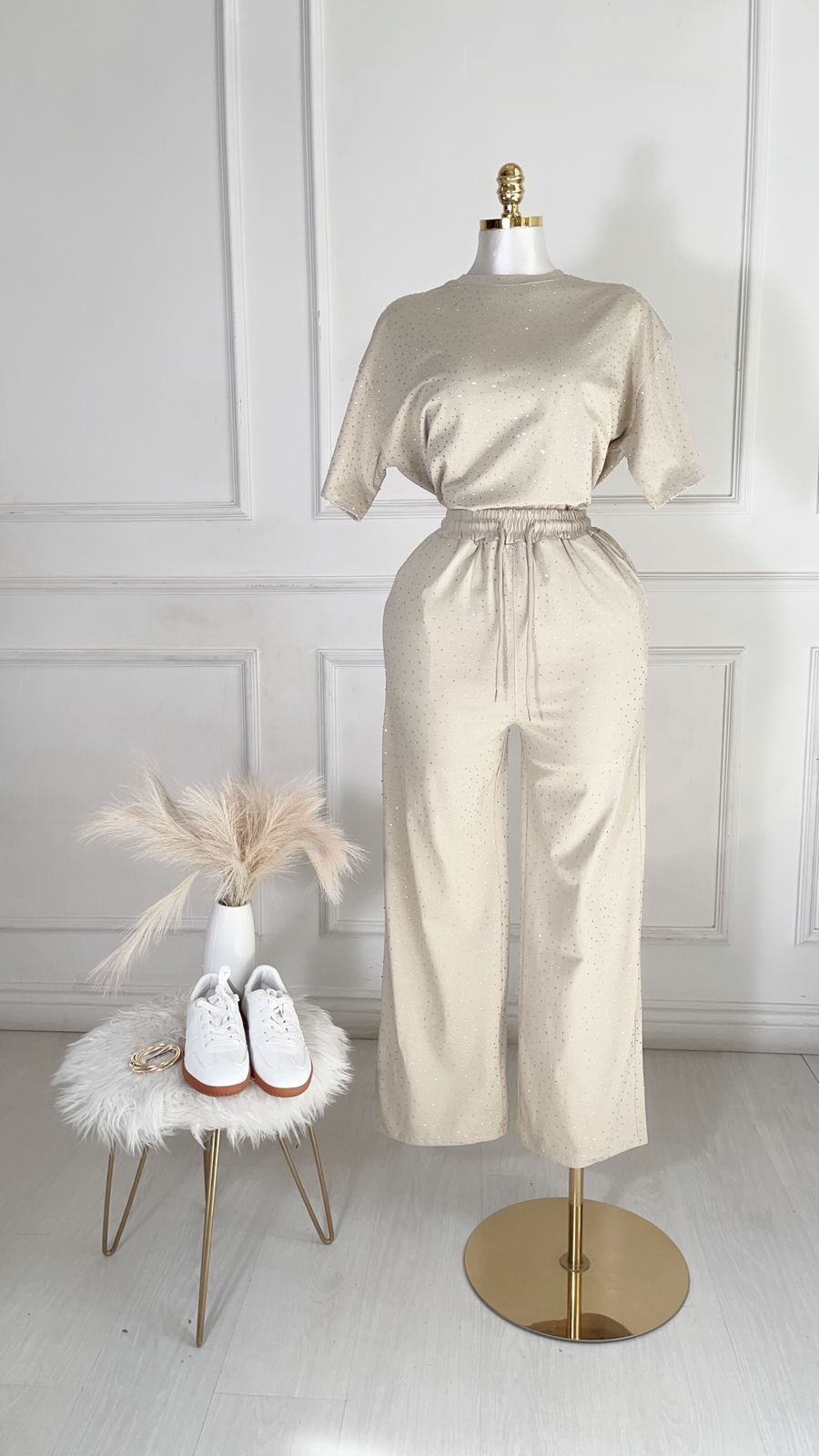 Conjunto Beige Piedritas