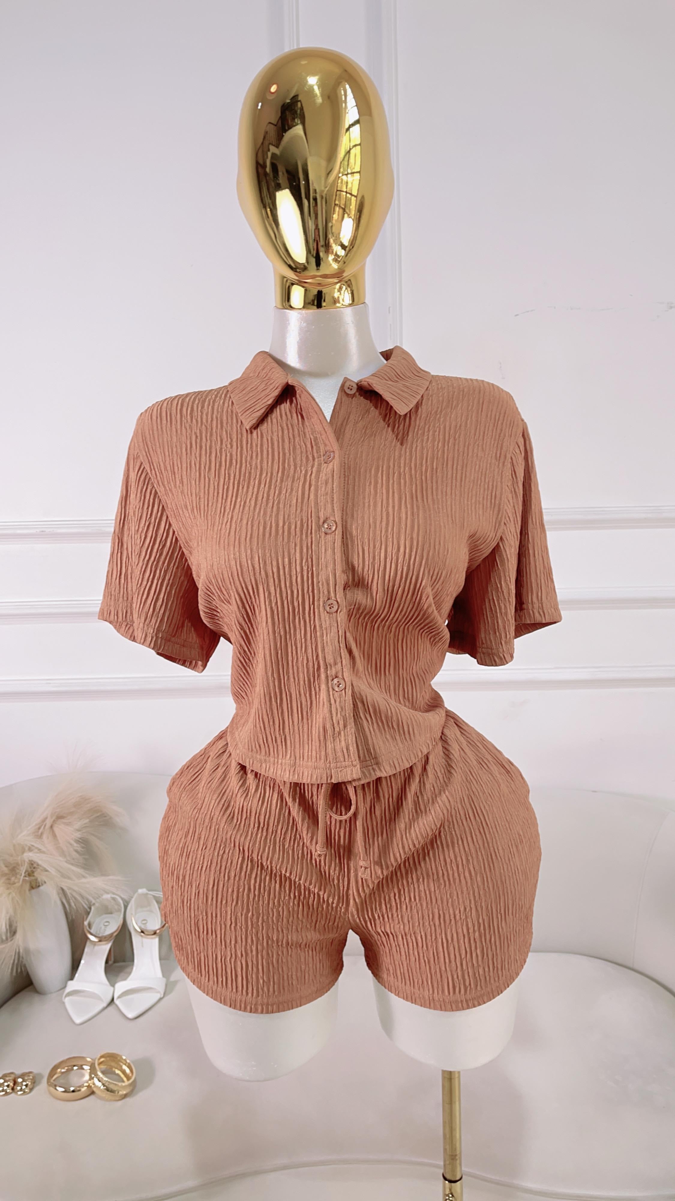 CONJUNTO SHORT CAMEL DRAPEADO