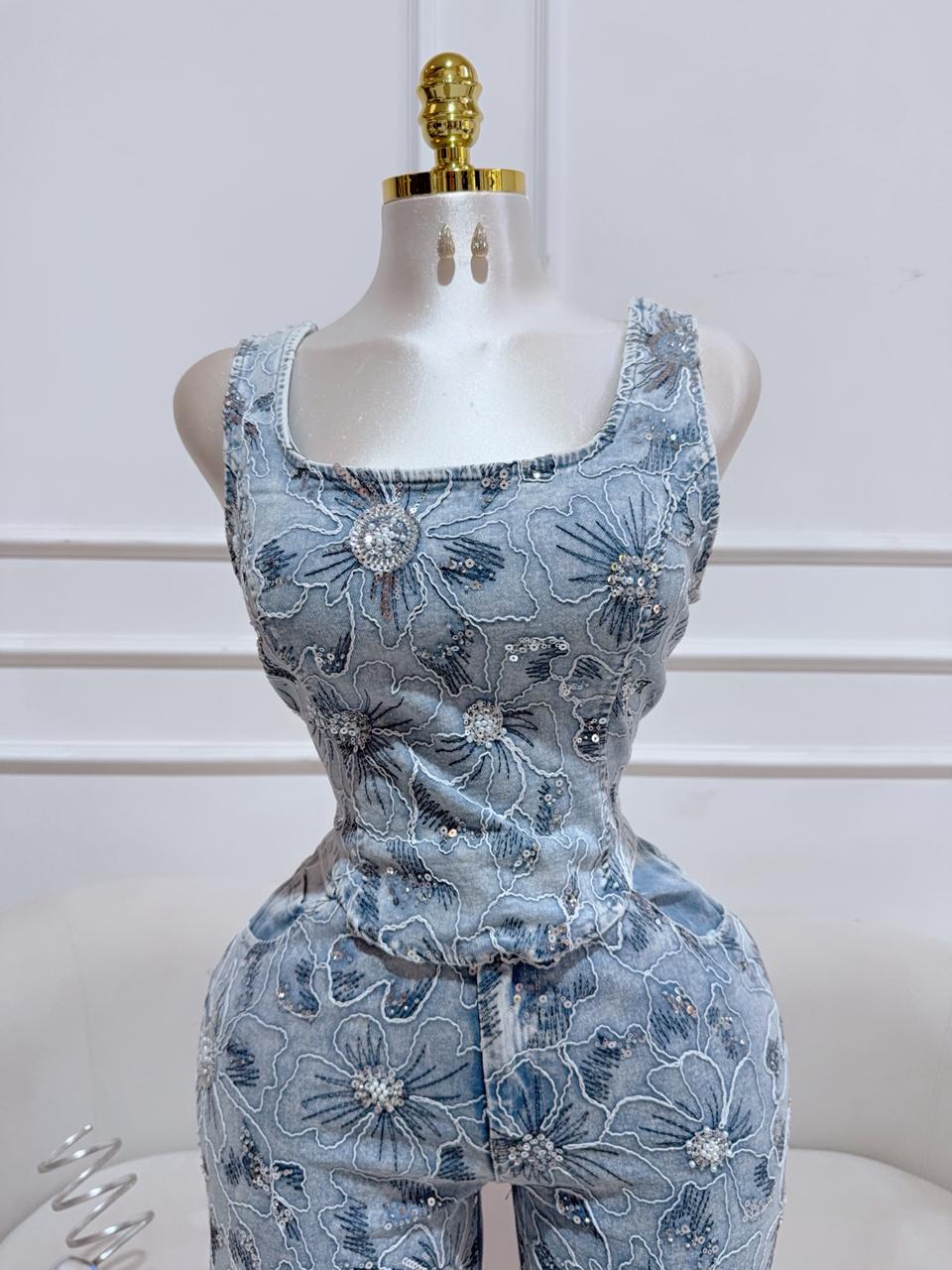 CONJUNTO PANTALON MEZCLILLA FLORES