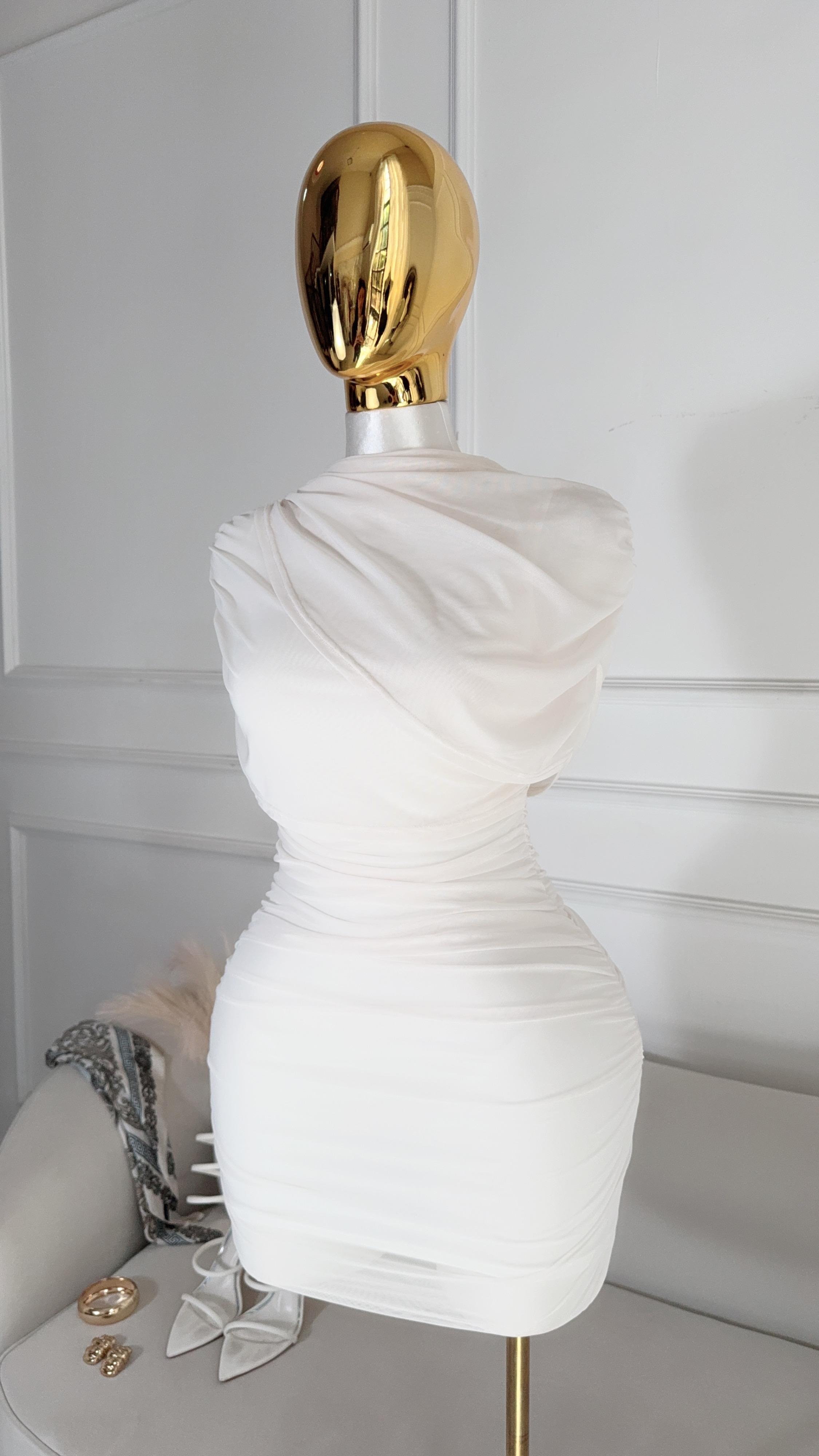 VESTIDO BEIGE LISO
