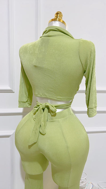 Conjunto Verde Pantalon Top Acampanado