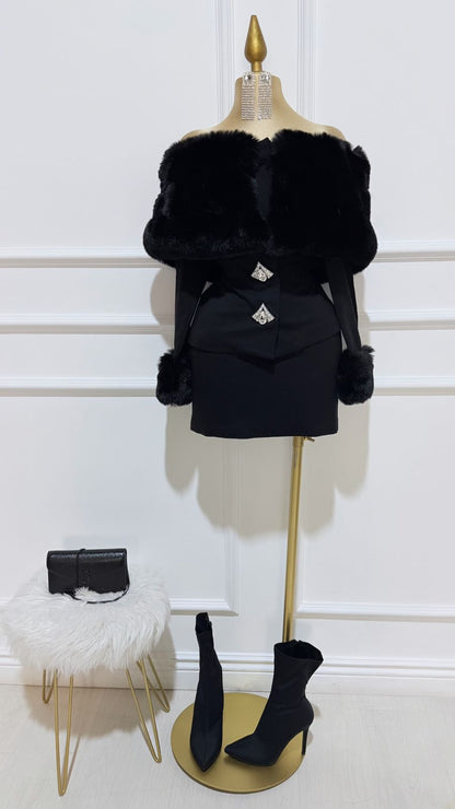 Set Negro Falda/Saco Con peluche