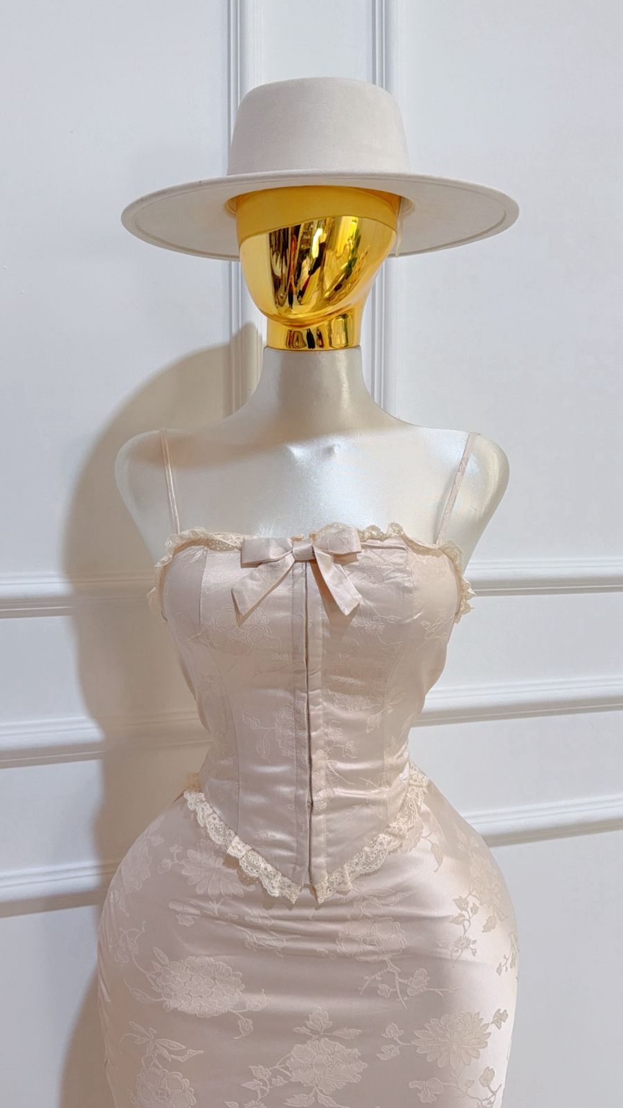 Set Blusa Falda Champagne