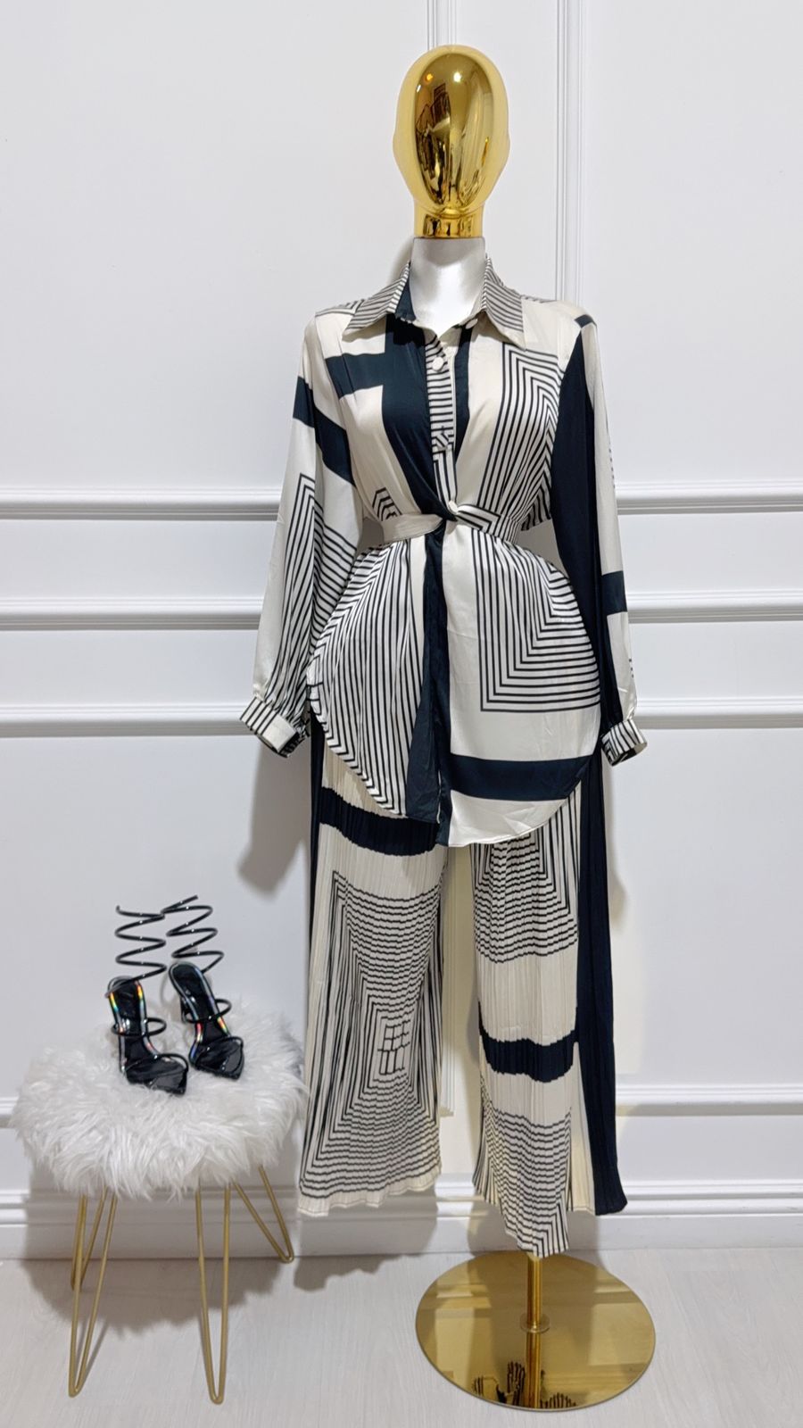 Set Blusa Pantalon Beige Negro