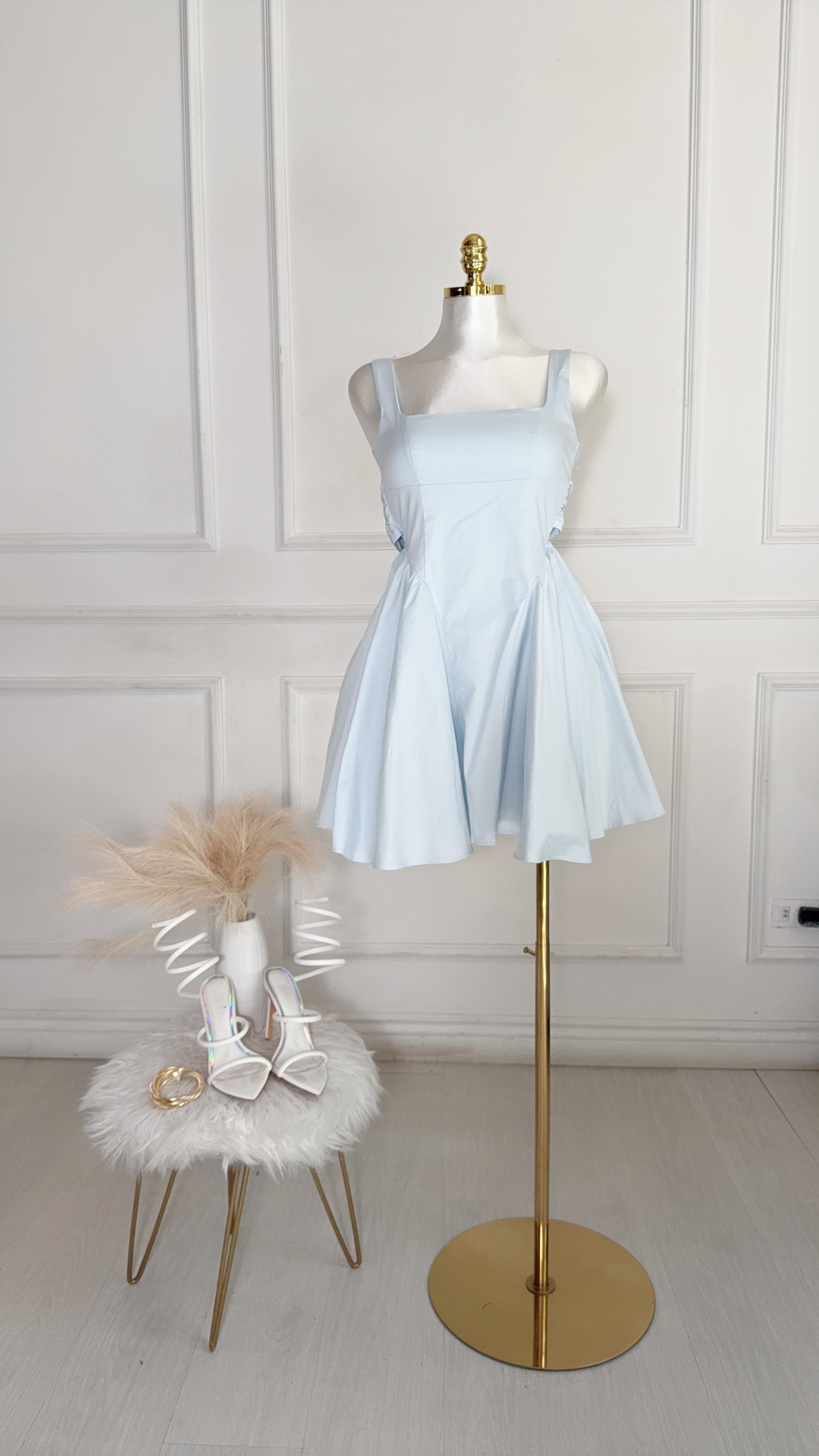 VESTIDO AZUL PRINCESA