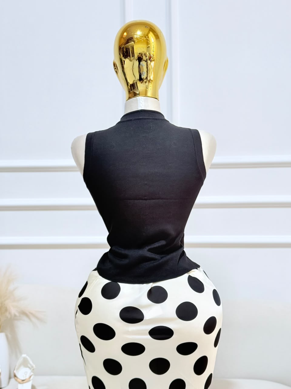 BLUSA BLANCA BOTONES