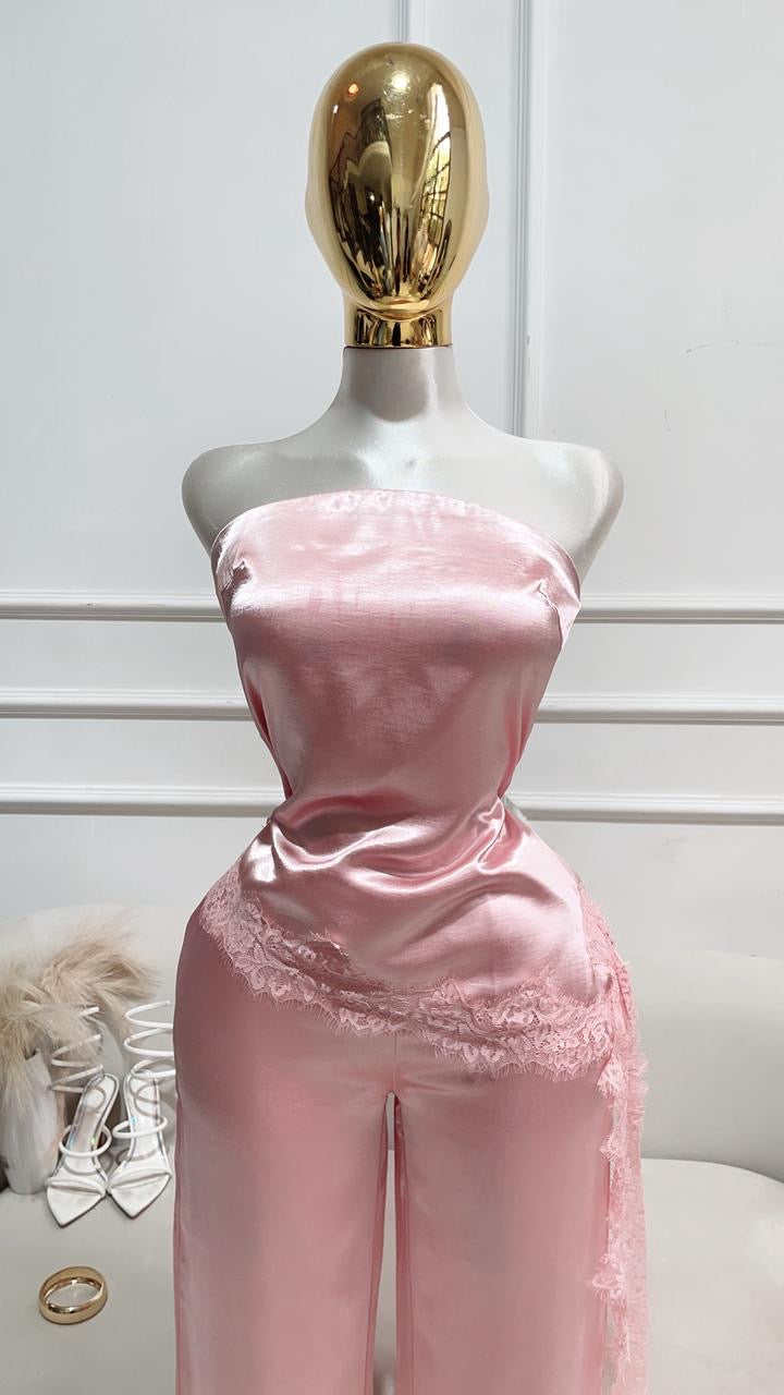 CONJUNTO PANTALÓN STRAPLE ROSA SATIN