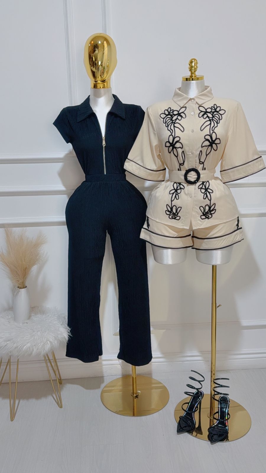 Set Beige Bordado Negro