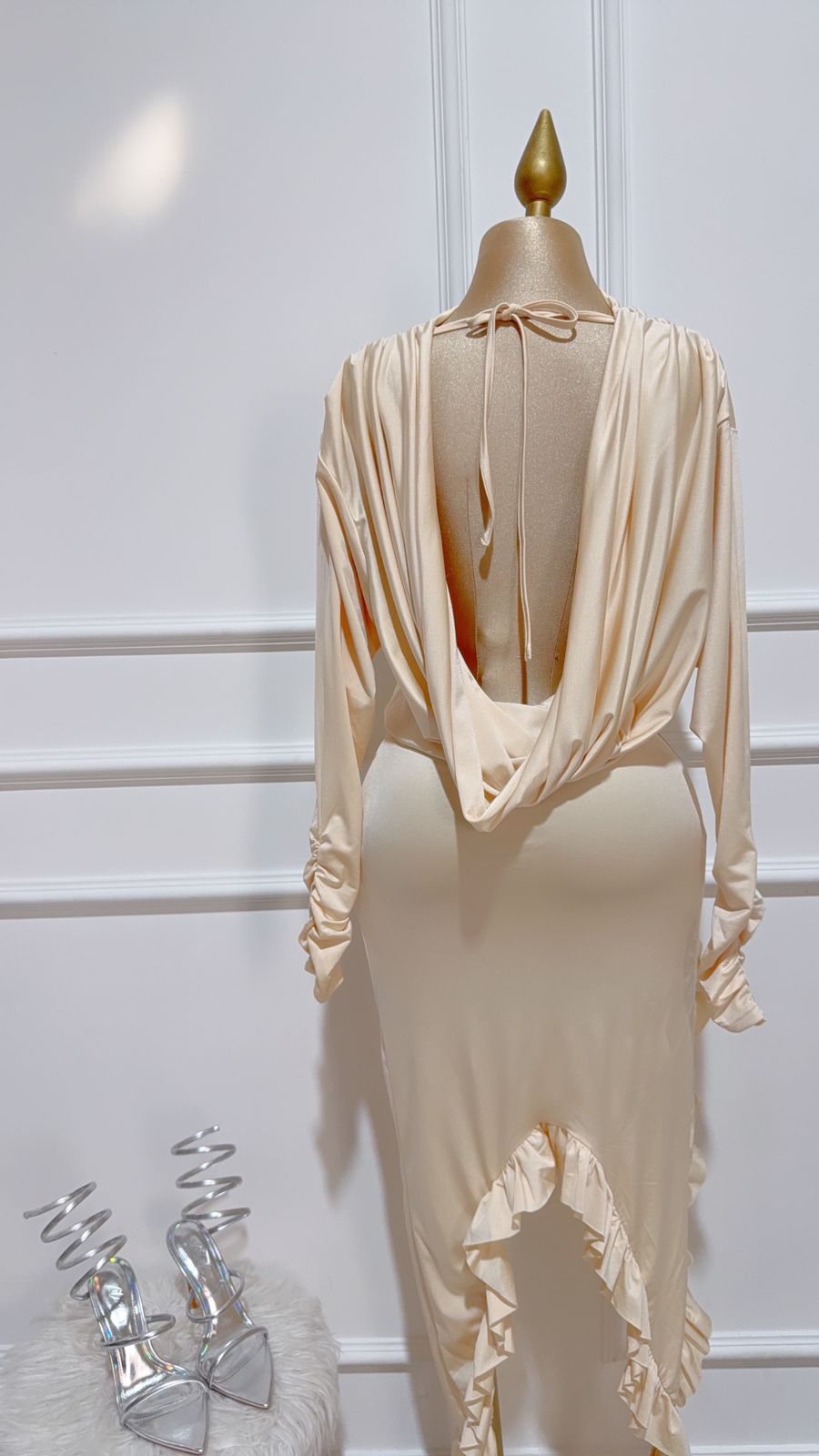 Vestido Beige Largo Olanes