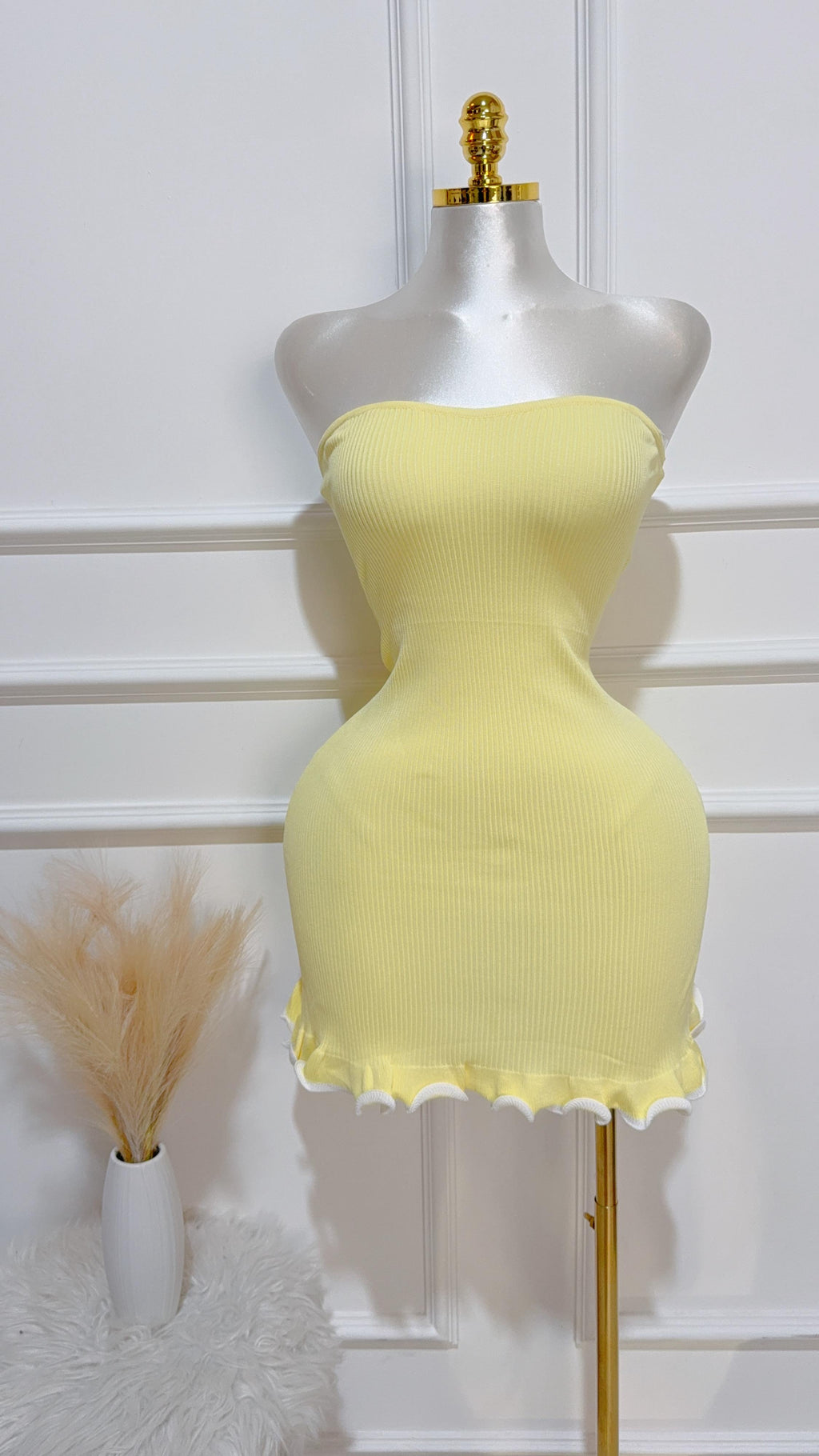 Vestido Corto Amarillo