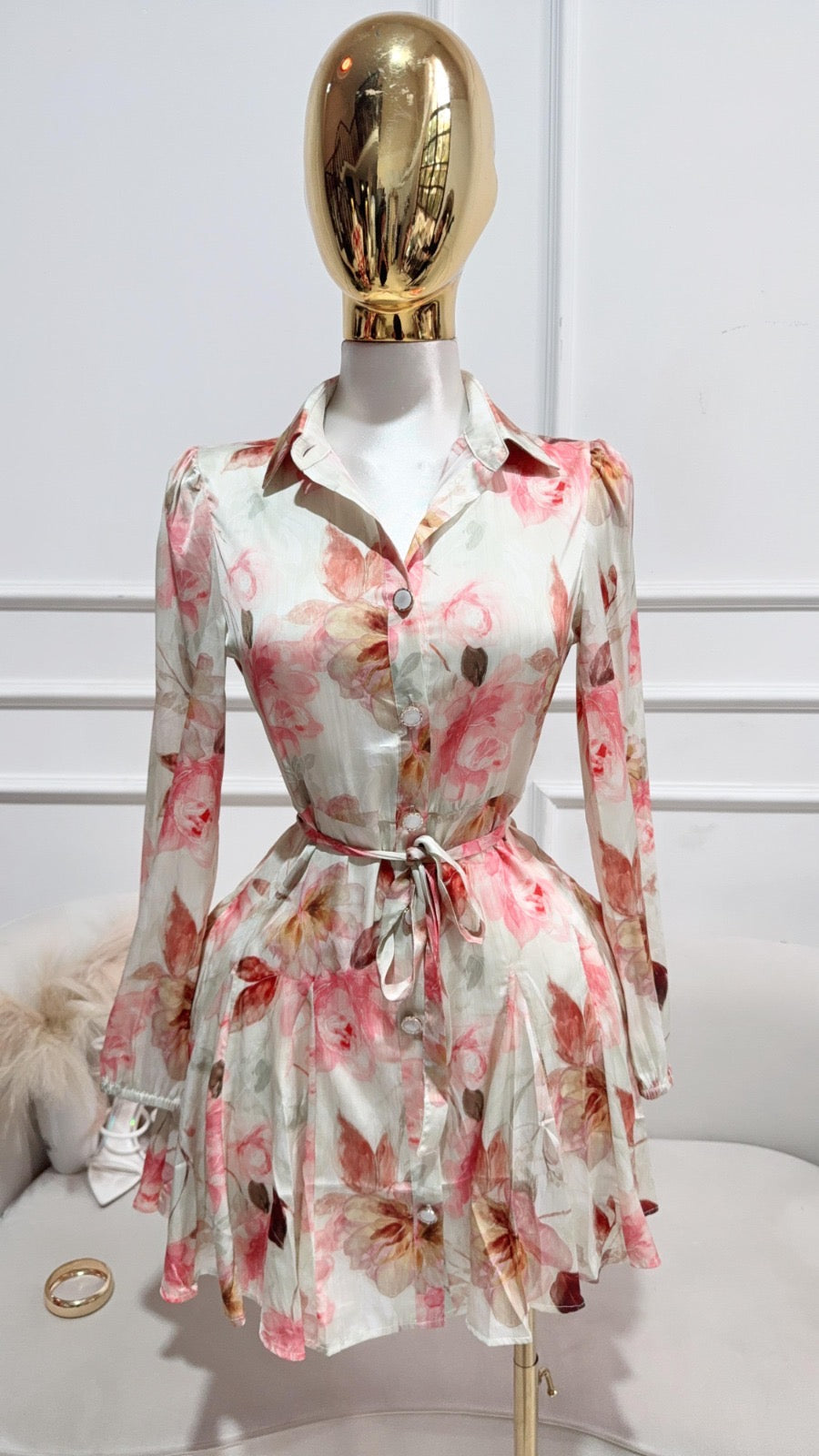 VESTIDO ROSA CORTO FLOREADO