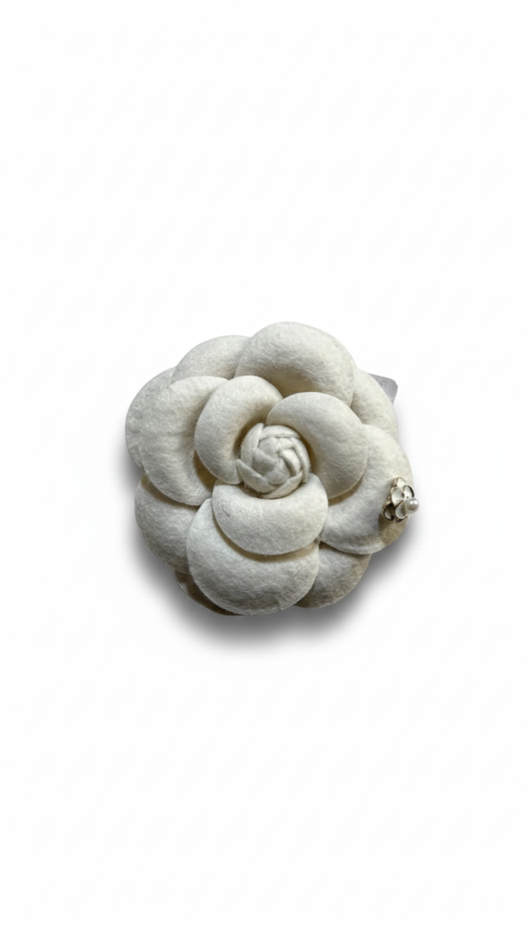 Prendedor dupe Chanel