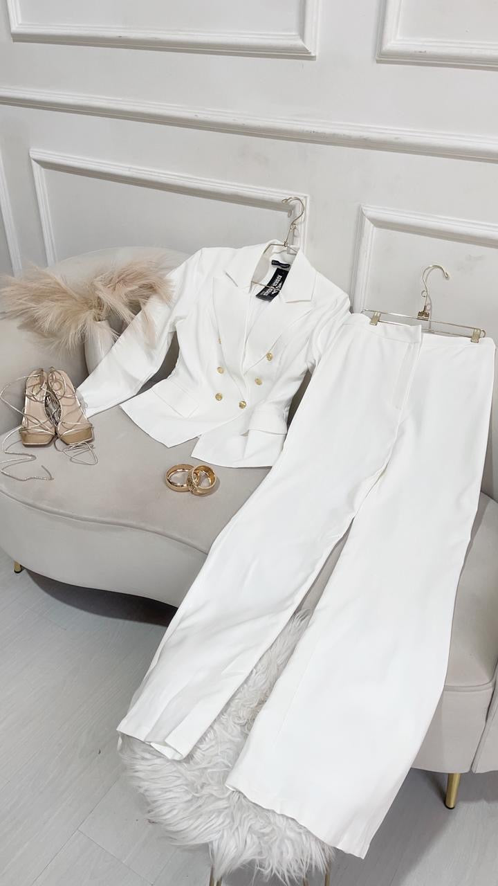 SET BLANCO BOTON DORADO