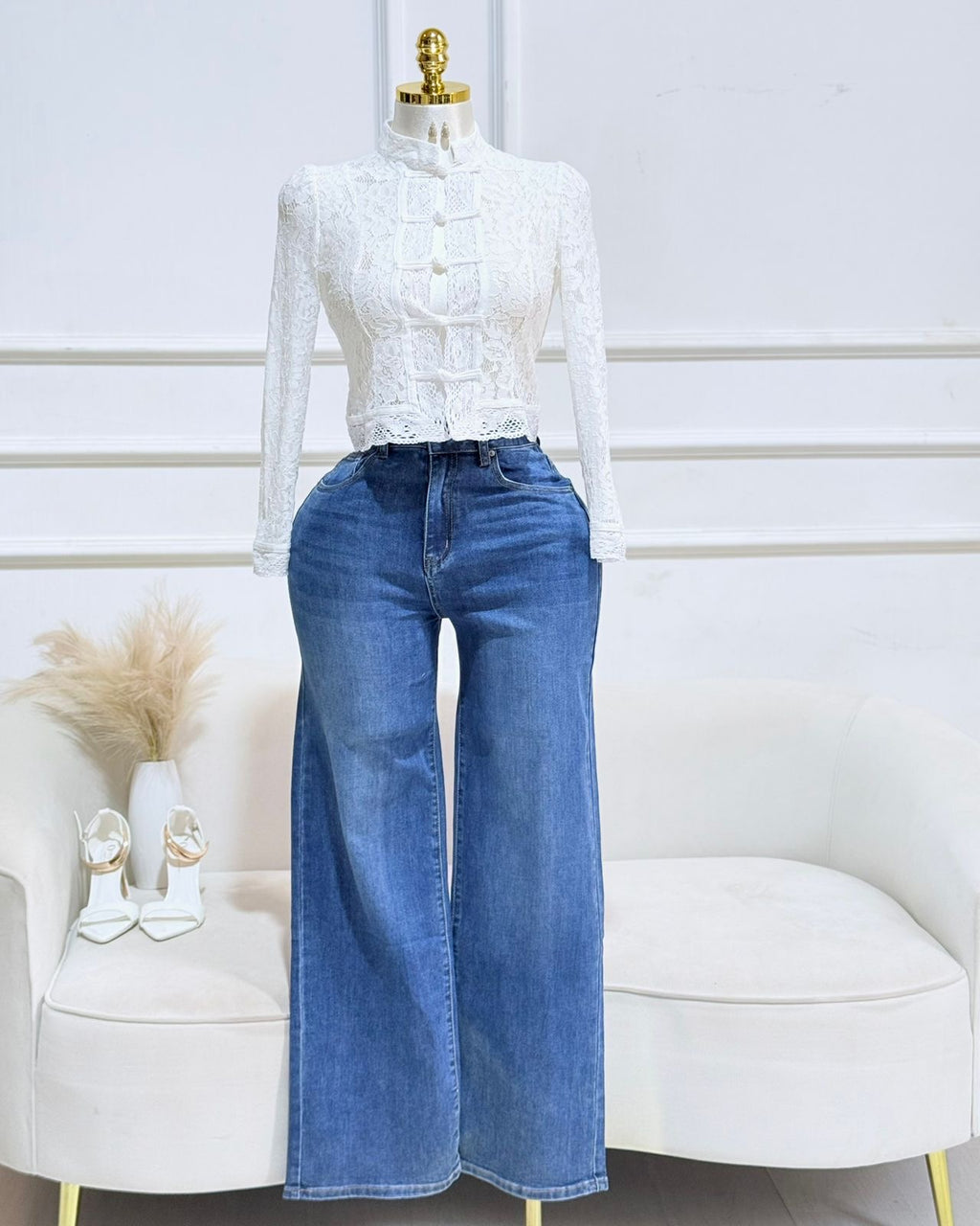 BLUSA BLANCA ENCAJE MANGA LARGA
