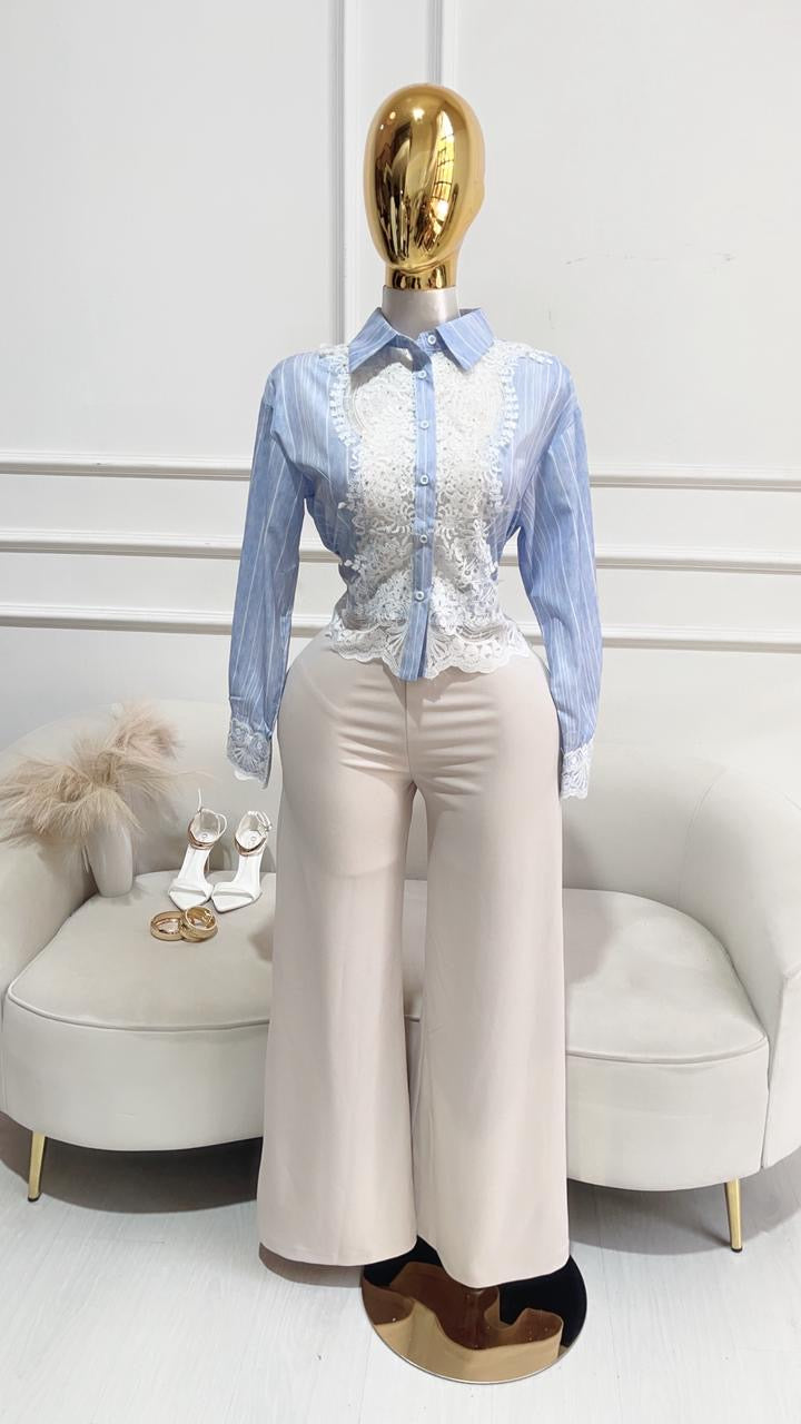 BLUSA AZUL RAYADA MANGA LARGA CON ENCAJE