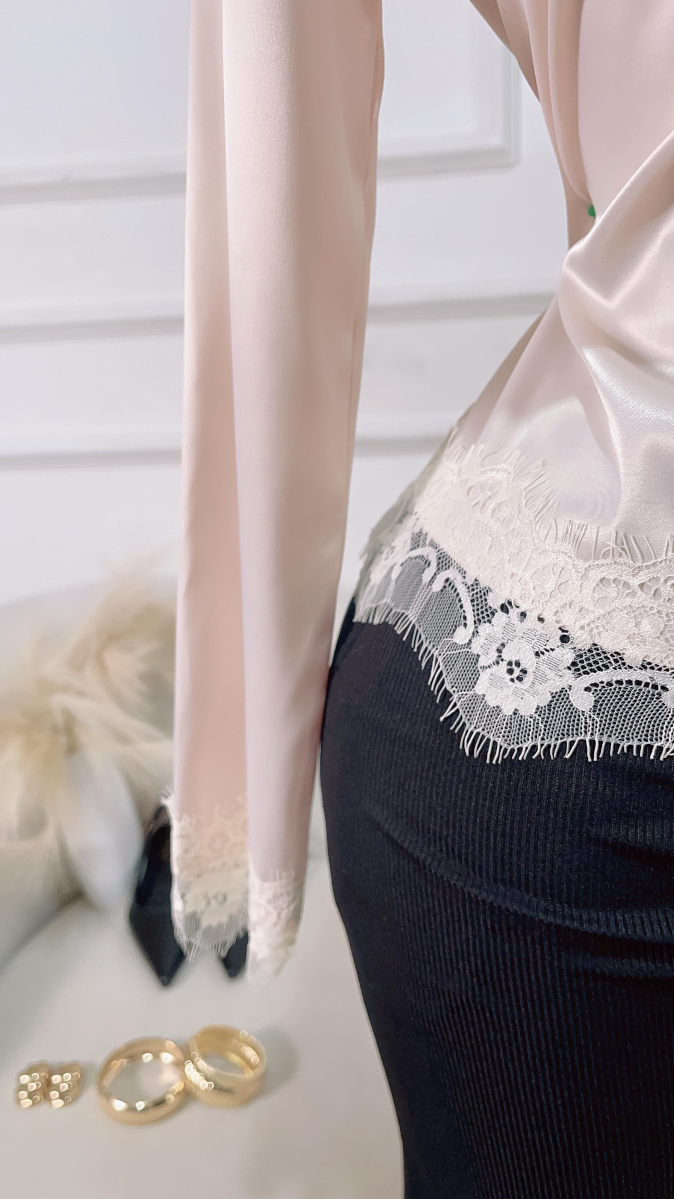 BLUSA SATIN BEIGE
