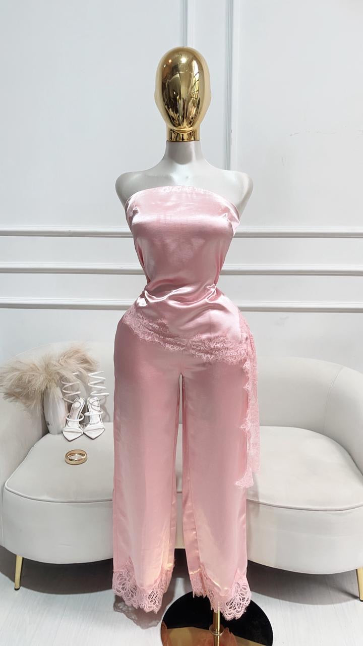 CONJUNTO PANTALÓN STRAPLE ROSA SATIN