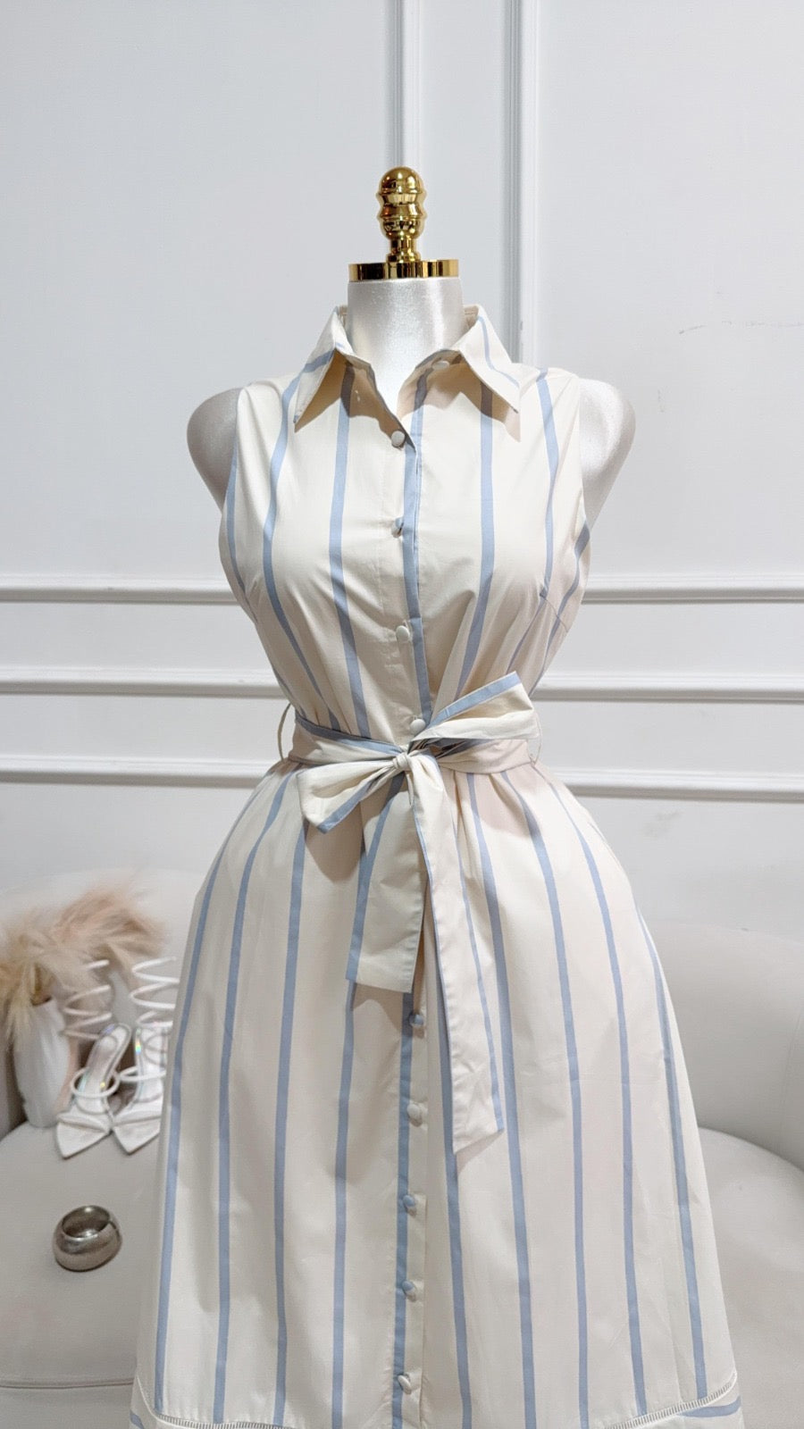 VESTIDO LARGO CUELLO RAYAS AZULES