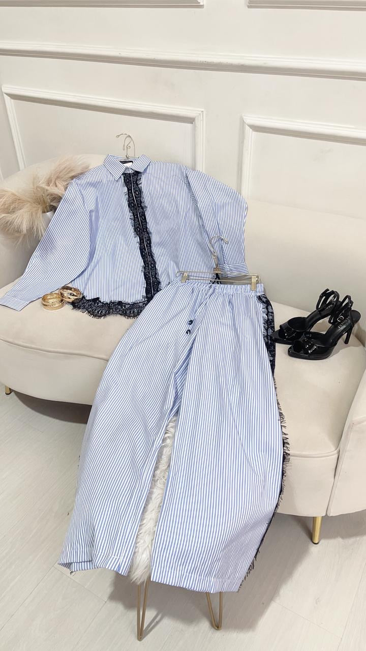 CONJUNTO AZUL RAYAS BLANCAS