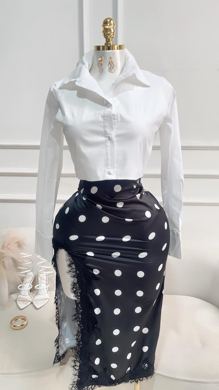 FALDA LARGA NEGRA LUNARES CON ENCAJE