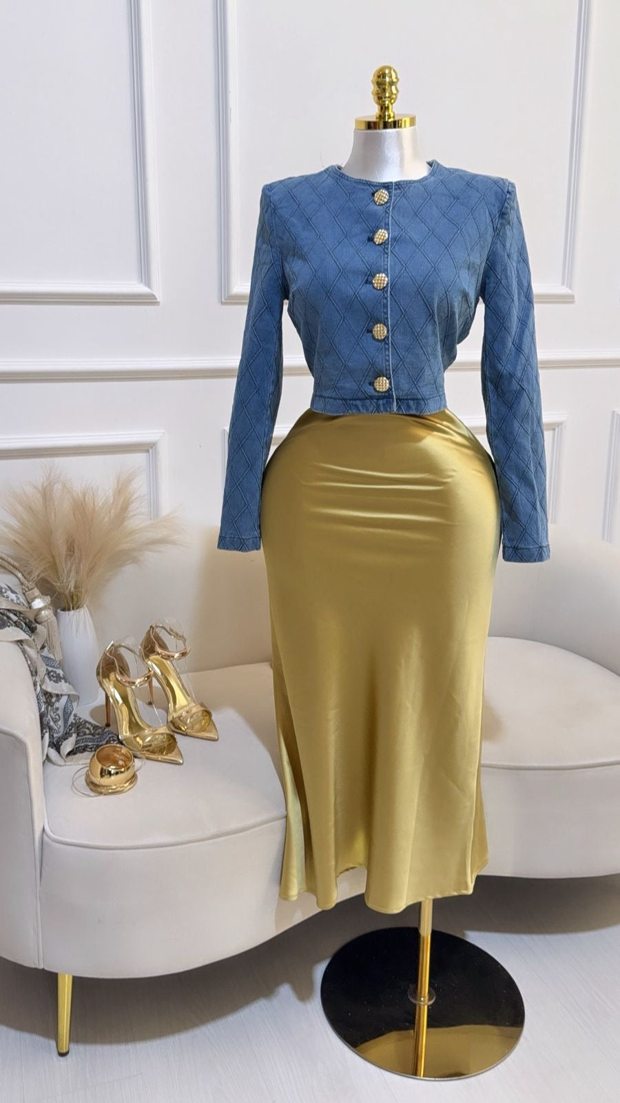 Chaqueta Denim Botón Dorado