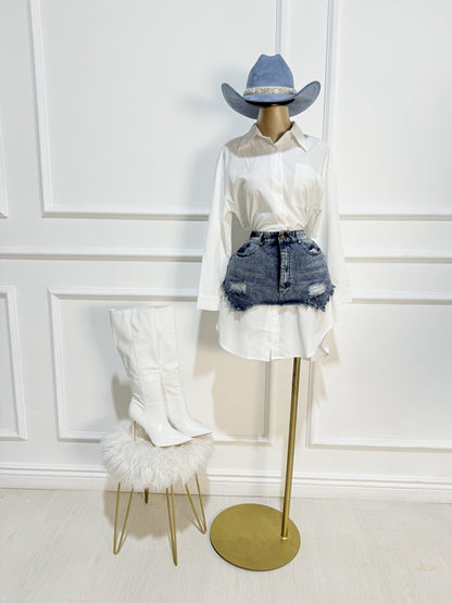 Camisa Blanca/Falda Mezclilla