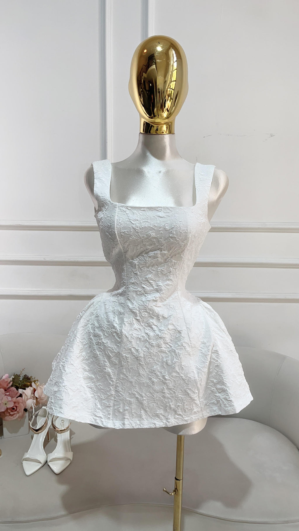 VESTIDO BLANCO CORTO TIRANTES