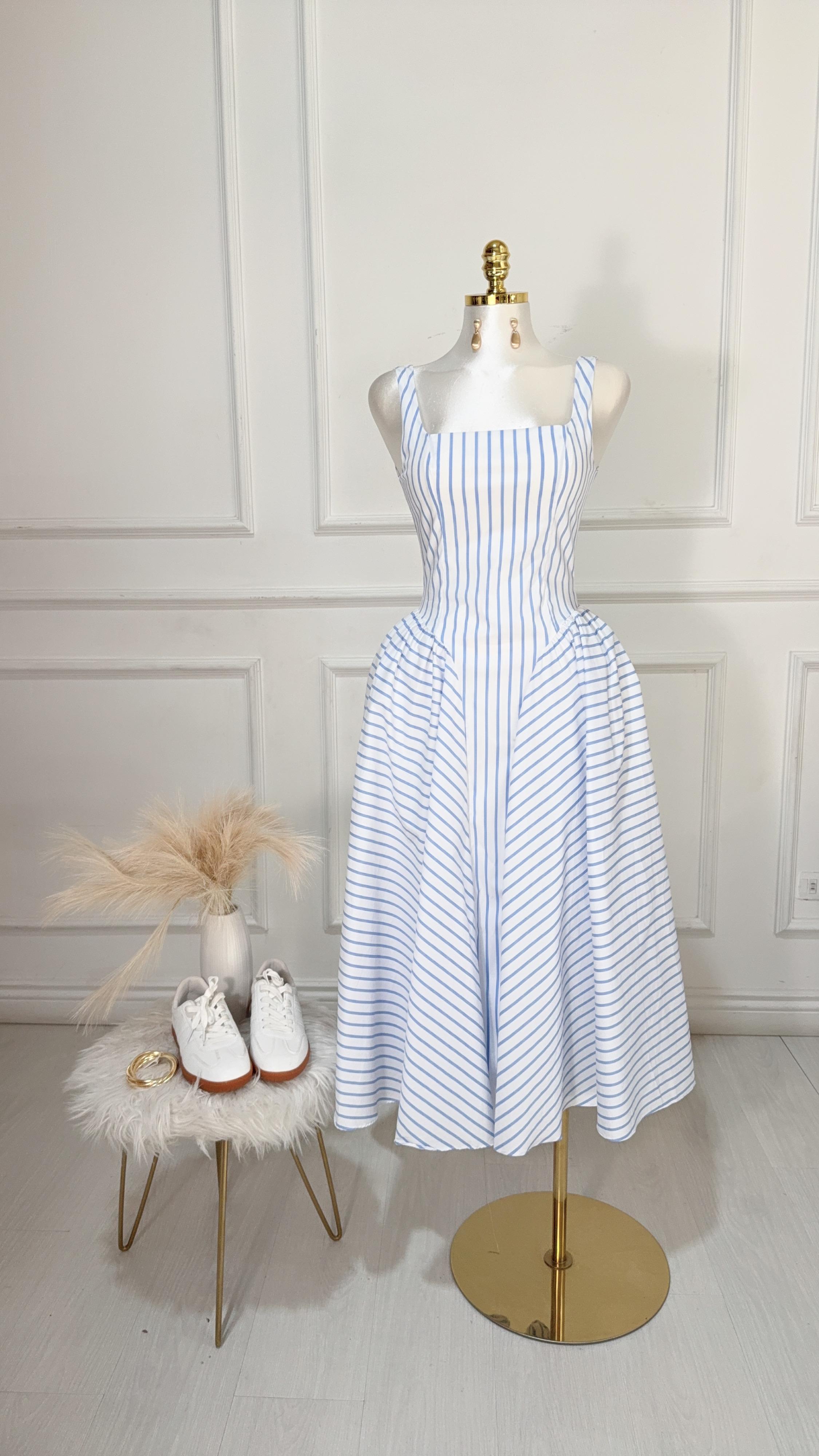 VESTIDO BLANCO LARGO RAYAS