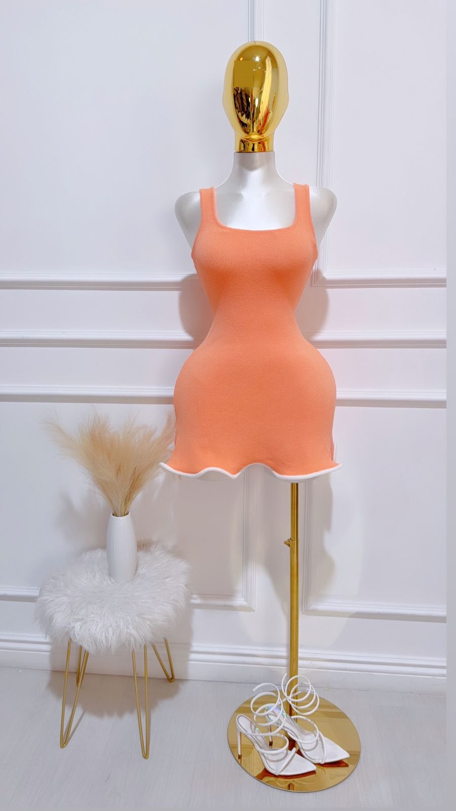 Vestido Dobladillo Ondulado Naranja