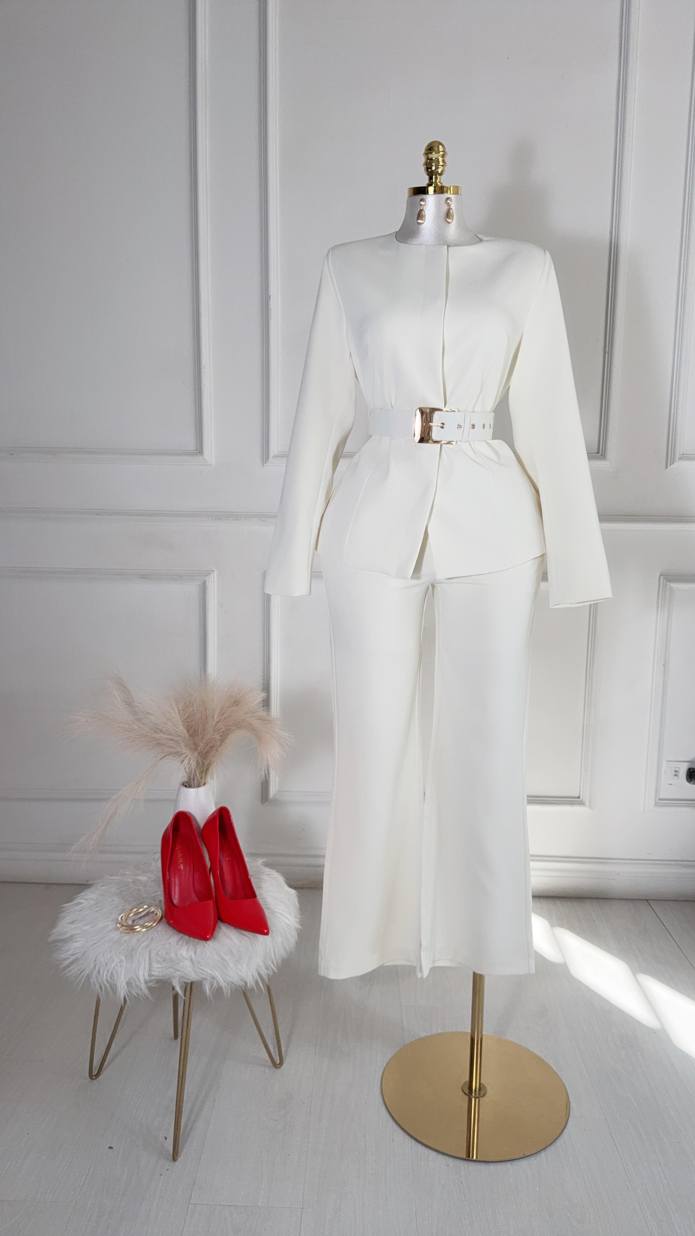 CONJUNTO BEIGE MANGA LARGA