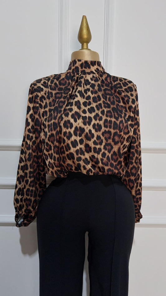 Blusa Leopardo Corta