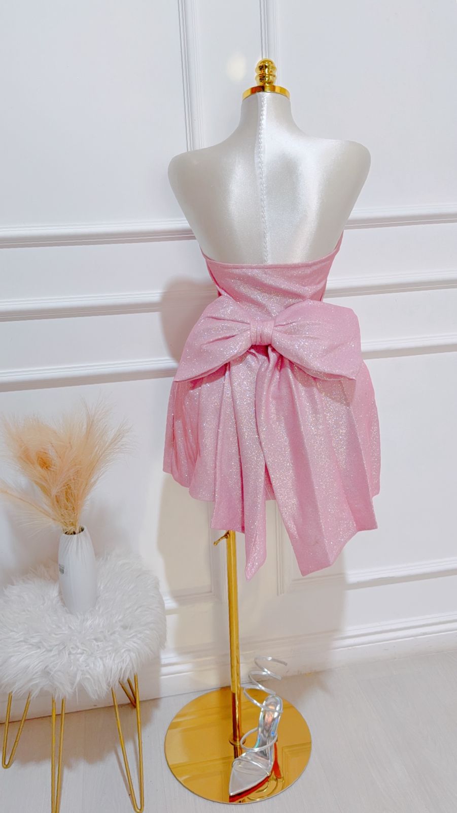Vestido Brilloso Lazo Grande Rosa