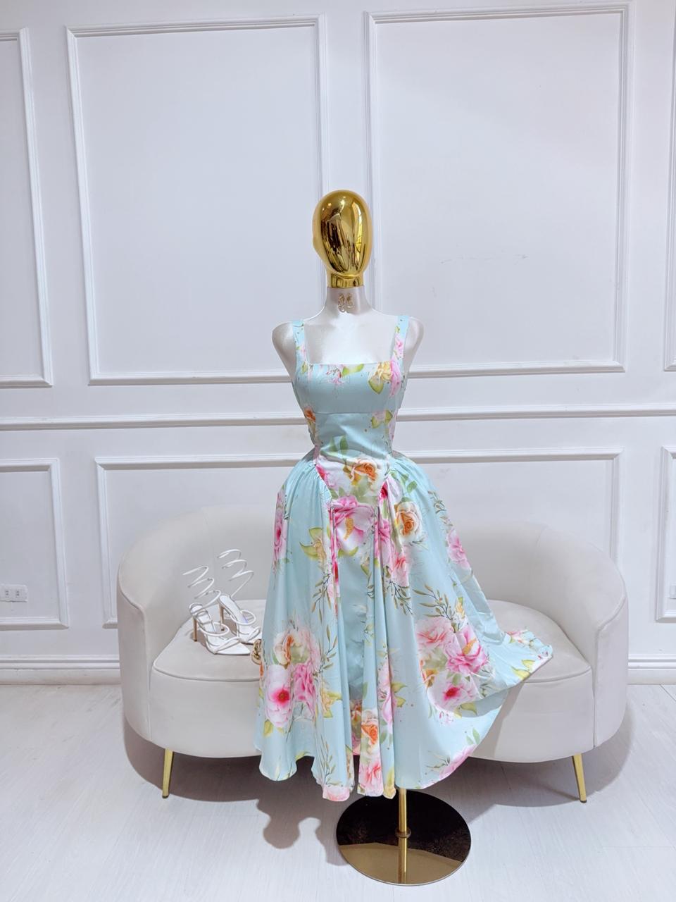 VESTIDO FLOREADO LARGO CON TIRANTES