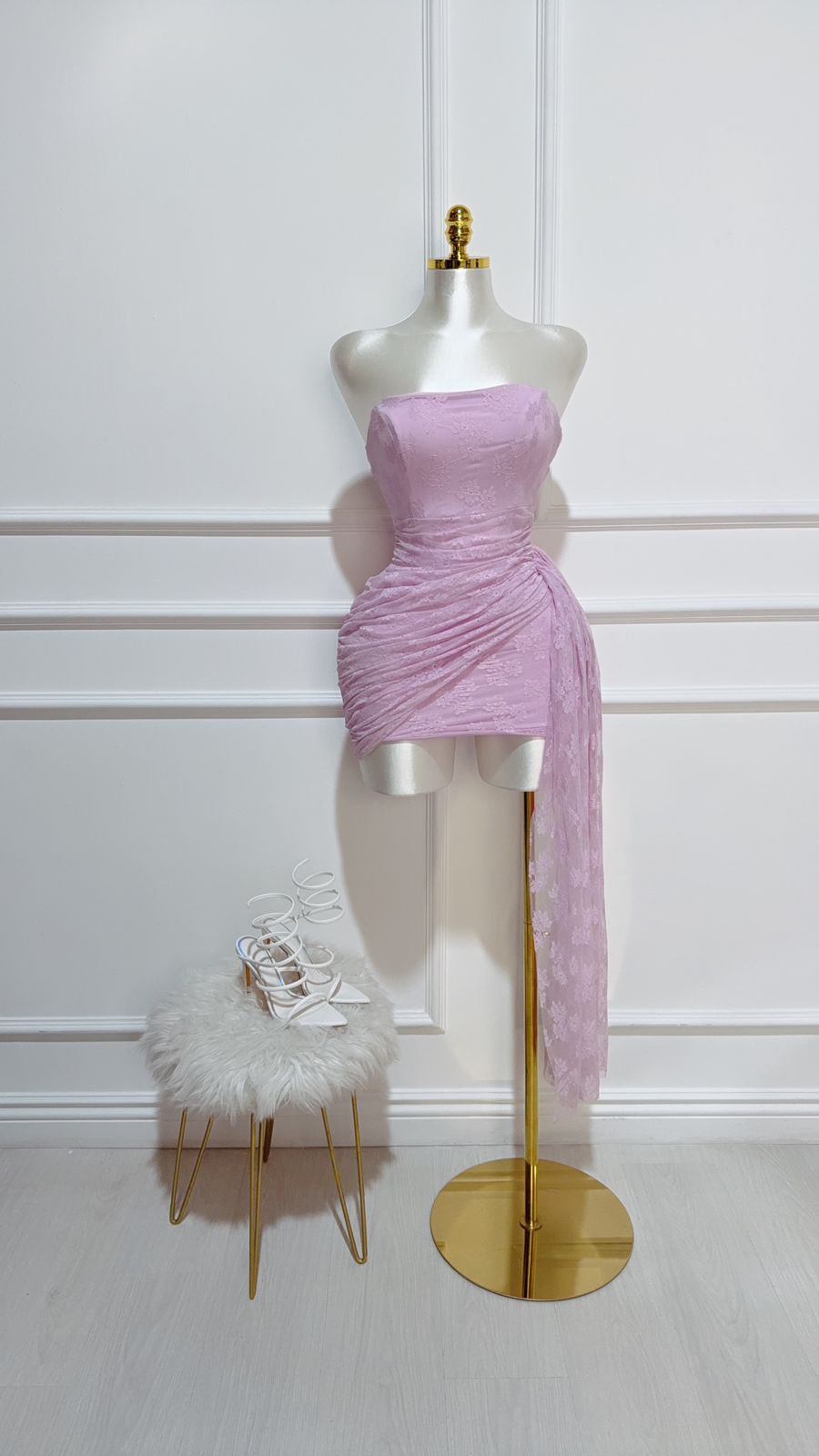 Vestido Corto Detalles Lazo Lila