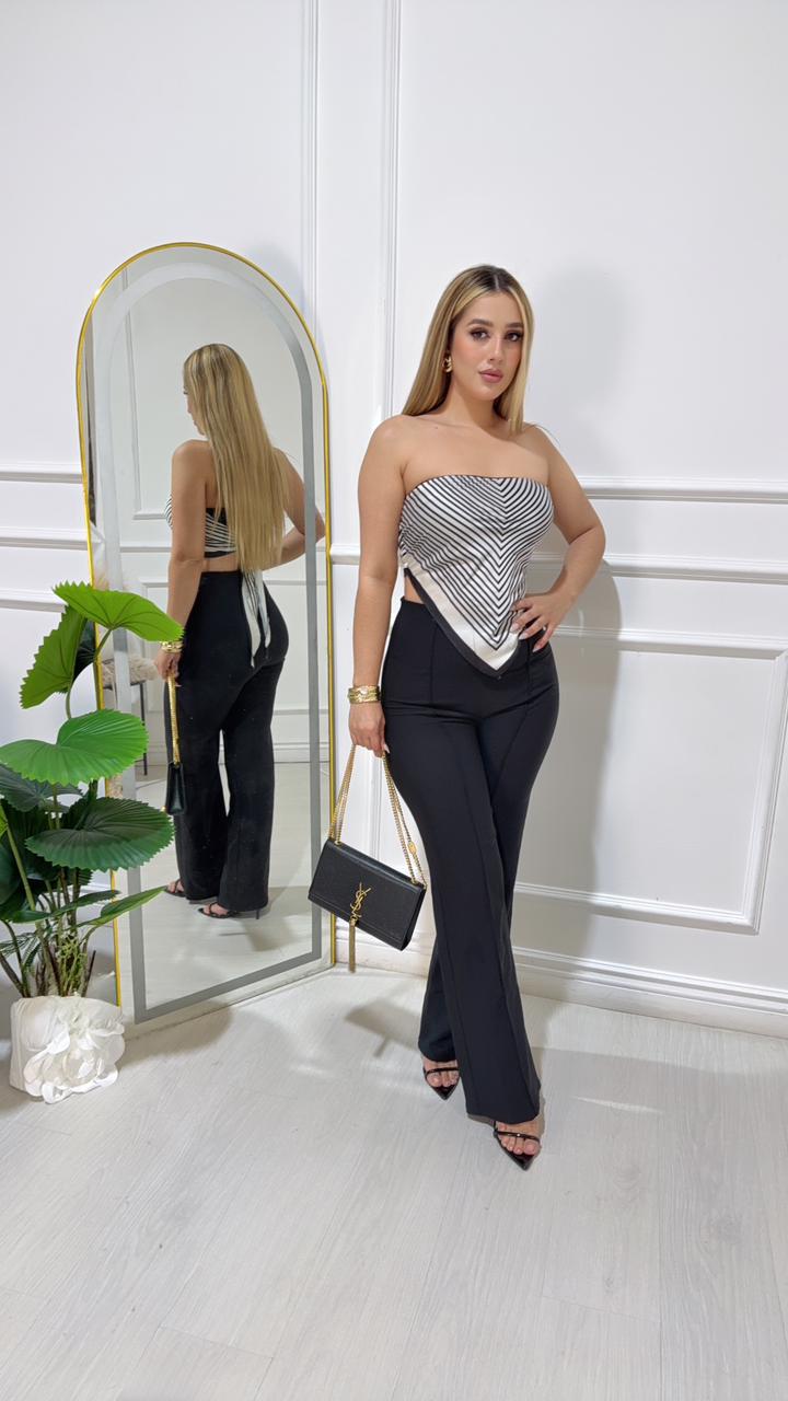 Pantalon Negro Acampanado