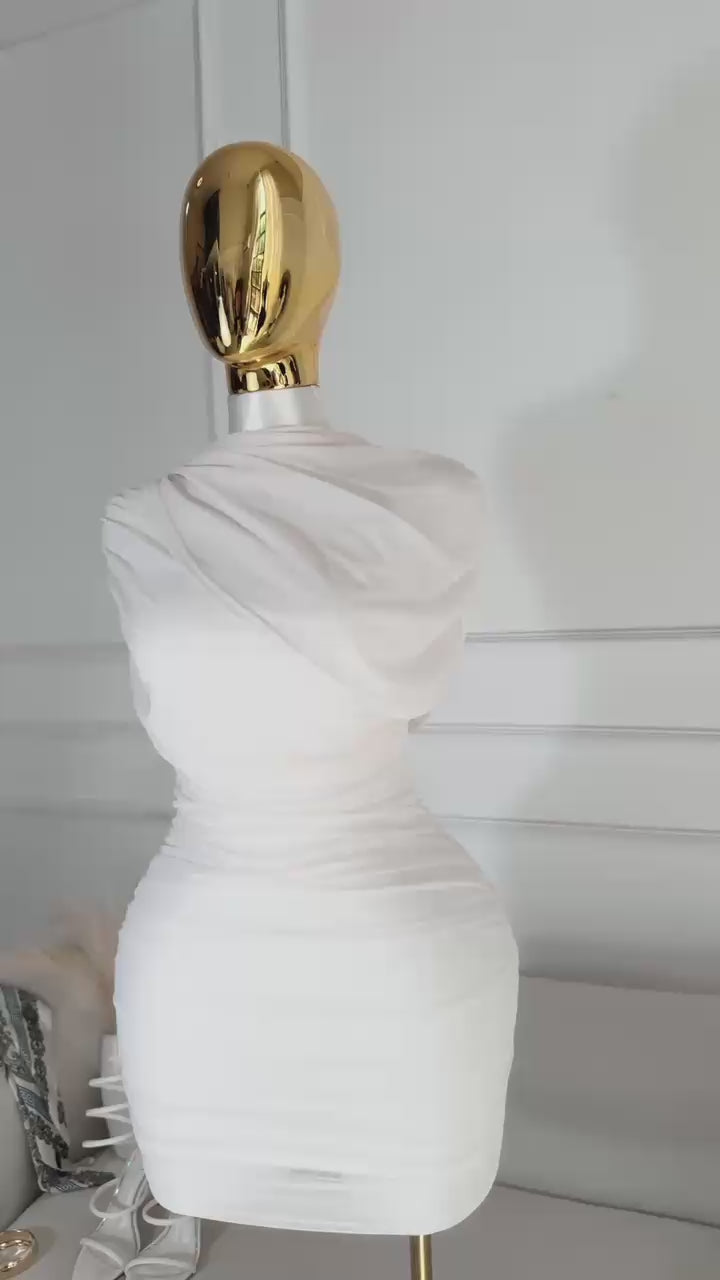 VESTIDO BEIGE LISO